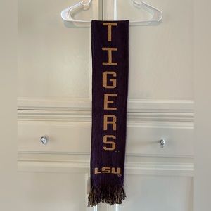 LSU Tigers scarf NWT